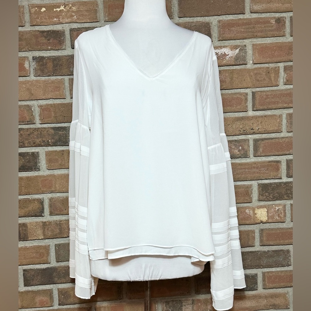 White House Black Market Sz 14 White Bell Sleeve Layered Blouse - Picture 2 of 7